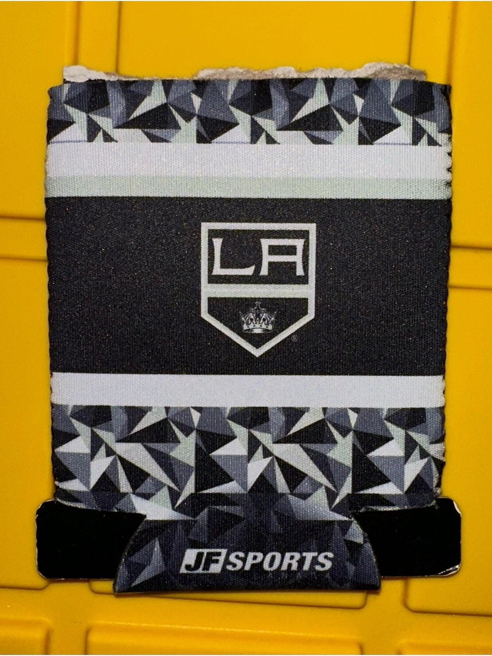 LA Kings Black & Gray Geometric Can Cooler